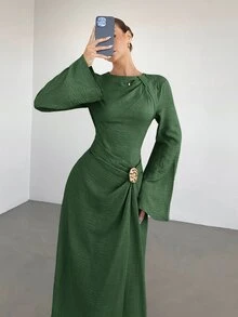SHEIN Tall CURVE 大尺碼女款圓領長袖腰部金屬裝飾優雅連身裙 秋季 - 軍綠色 - 查看 5