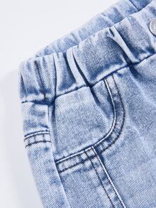 SHEIN Young Girl Denim Summer Jeans, Light Blue Washed, Star Patchwork Embroidery Design, Super Cool Versatile Straight Leg Denim Pants - Light Wash - View 4