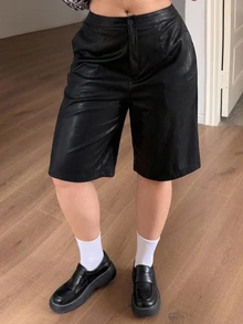 Dazy Plus Solid Color Versatile Oversized Street Casual PU Leather Black Shorts - Black - View 4