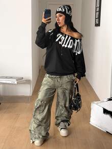 Coolane 女款秋冬街頭風休閒 Y2K 搖滾龐克外穿復古圖案黑色寬鬆不對稱領衛衣 - 黑色 - 查看 2