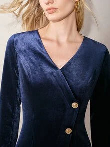 MOTF PREMIUM GAUN BELUDRU WANITA ELEGAN DENGAN LEHER V DAN PINGGANG YANG DIKENCANGKAN - Biru - View 3