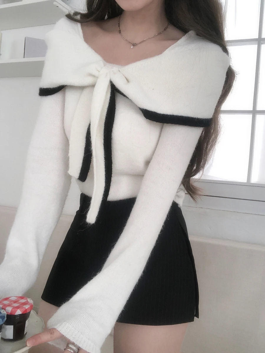 DAZY Women's Sweet Korean Style Colorblock Tie-Up Long Sleeve Sweater - White - View 1