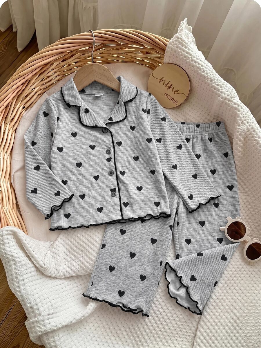SHEIN 女嬰愛心印花上衣與長褲居家休閒套裝 - 灰色 - 查看 1