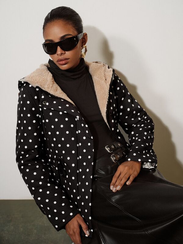 Aveloria Modichic Women's Jacket, Fleece Lined, Padded Fabric Drawstring Waist Fit, Mid-Length Adjustable Waist Drawstring Design, Fleece Lined Hood, Polka Dot Print Fa