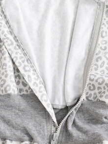 SHEIN 1件女童亮粉色時尚休閒連帽拉鍊寬鬆字母毛巾刺繡拼接衛衣與高腰刷毛長褲套裝，適合室內/戶外運動、學校、街頭及任何場合，春/秋/冬 - 彩色 - 查看 7