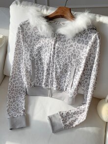 Comfortcana Sweatshirt Wanita Warna Terang Motif Leopard dengan Kerah Bulu dan Resleting - MultiWarna - View 4