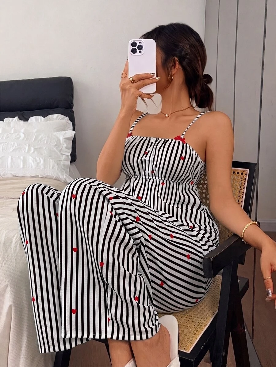 Napfluff Sweet Striped Heart Print Bow & Button Decor Camisole Top & Straight Leg Pants Women's Pajama Set - Black and White - View 1