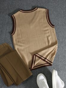 NEOSTRIT Men's Contrast Trim Knit Vest - Khaki - View 2