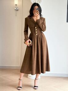 Modelyn Gaun Midi Elegan Wanita Warna Polos dengan Kerah Berlipat, Lengan Panjang, dan Desain Kancing - Coklat - View 5