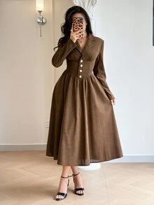 Modelyn Gaun Midi Elegan Wanita Warna Polos dengan Kerah Berlipat, Lengan Panjang, dan Desain Kancing - Coklat - View 1