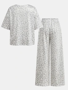 SHEIN 青少年女孩豹紋圓領短袖T恤與寬腿褲休閒套裝 - 灰色 - 查看 4