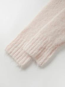 SHEIN Soft‑Toned Blush Knit Pullover With Classic Crew‑Neck Cut. Relaxed Dropped‑Shoulder Silhouette Bring - Baby Pink - View 4