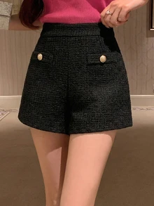 DAZY 女款純色鈕扣設計優雅時尚短褲 - 黑色 - 查看 2