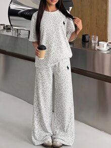 SHEIN 青少年女孩豹紋圓領短袖T恤與寬腿褲休閒套裝 - 灰色 - 查看 9