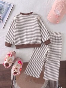 女嬰時尚休閒條紋愛心印花圓領長袖運動衫與寬腿褲套裝，柔軟面料，適合秋冬外出穿著 - 彩色 - 查看 2