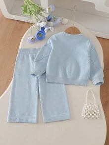 SHEIN 6個月-3歲女嬰鑽石格紋波浪3D蝴蝶結裝飾針織上衣寬腿褲2件套，圓領針織上衣直筒褲嬰幼兒秋冬套裝 - 藍色 - 查看 2