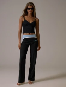 Musera Sport Celana Panjang Gaya Yoga Pinggang Rendah dengan Garis-Garis Warna Kontras di Sisi dan Tepi Berpipa untuk Musim Dingin dan Gugur, Aktivitas Pilates dan Gerak - Hitam - View 1