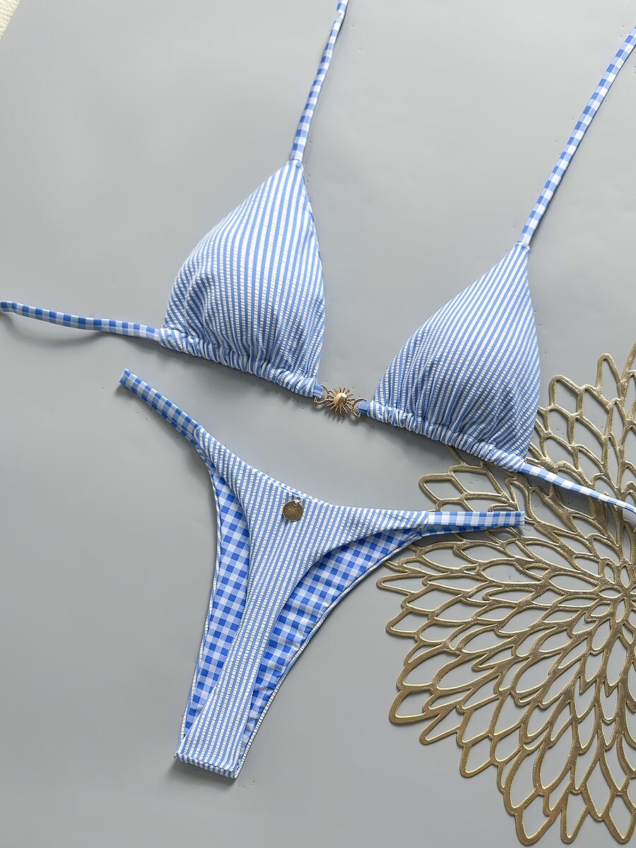 Swim Mod 女款春夏新款特殊面料金屬裝飾V領掛脖露背三角比基尼套裝,2件式泳衣 - 藍色 - 查看 1