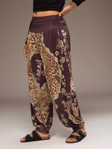 Freevana Plus Size Floral Leopard Print Fashion Pleated Cuffed Pants - Brown - View 3