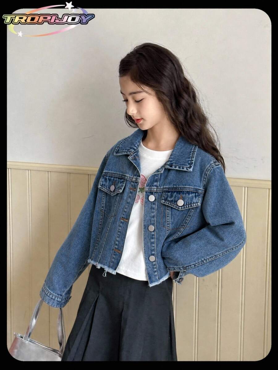 SHEIN TWEEN GIRLS 女童牛仔夾克，水洗磨損毛邊設計，時尚街頭風牛仔外套，淺色水洗短版夾克，百搭新風格 - 中等水洗藍 - 查看 1