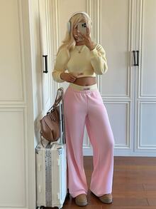 CovetEZ 2 Set Women's Letter Print Cropped Long Sleeve Sweatshirt And Sweatpants Casual Set - Multicolor - View 6