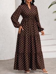 SHEIN Lady فستان عطلة بطبعة نقاط فرنسية وأكمام طويلة مقاس كبير - بني - مشاهدة 3