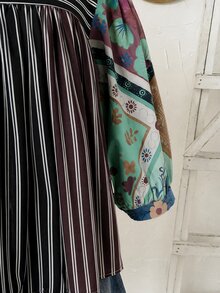 SHEIN CURVE+ 大尺碼女款條紋休閒七分袖襯衫 - 彩色 - 查看 7