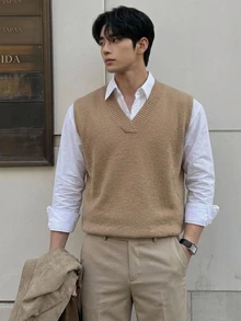 DAZY Men's Solid Color V-Neck Casual Versatile Knit Vest - Camel - View 4
