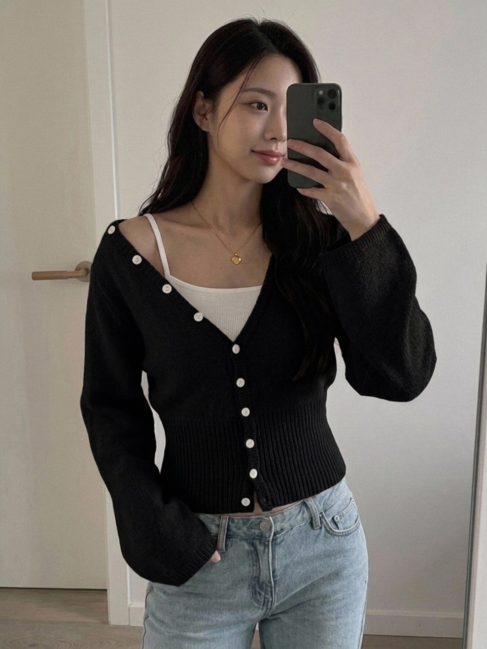 Women's Black Round Neck Button Cable Knit Long Sleeve Slim Fit Ribbed Cardigan, Autumn/Winter