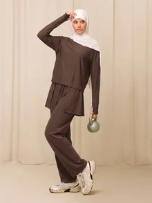 SHEIN With My Calm Dark Brown 2 In 1 Layered Muslim Sports Set, Thumbhole Long Sleeve Top With Drawstring Wide Leg Pants, Middle East Modest Yoga Fitness Outfit - Coffee Brown - View 4