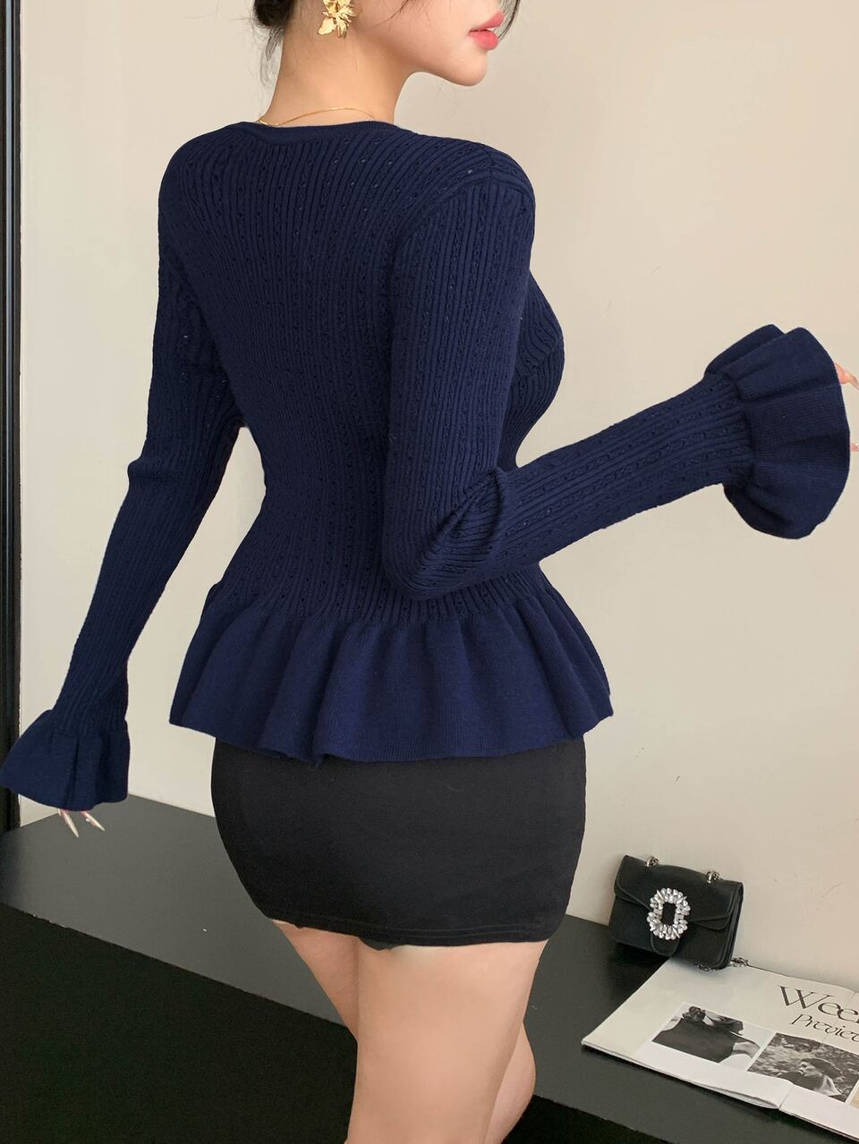 Women's Metal Single-Breasted Ruffle Hem Knit Cardigan