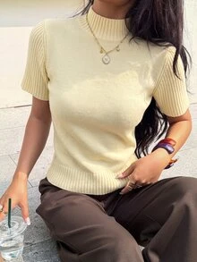 Siren Gaze 女款純色高領短袖羊毛針織上衣，四季皆宜 - 淡黃色 - 查看 4