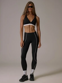 Musera Sport V Plunge Twist Back Contrast Colour Sports Bra Coord Top Fall Autumn Winter Gym Active Pilates Motion - Black - View 2