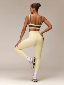 GLOWMODE FeatherFit™ 2-In-1 Removable Padding Mock 2 Piece Design Colorblock Sports Bra With Removable Anti-Slip Cups Yoga Pilates Studio Daily Wear - Cinnamoninspiration - View 7