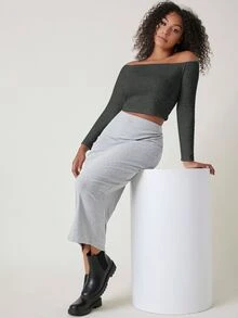 SHEIN BASICS 大尺碼純色露肩短版T恤女款夏季上衣套裝 - 深灰色 - 查看 3