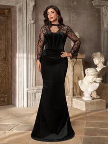 Aureia Plus Size Lace Boning Sexy Formal Evening Gown Dress (Intricate Design) - Black - View 6