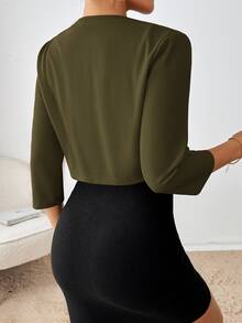 SHEIN Essnce 女款優雅通勤純色短版西裝外套 - 軍綠色 - 查看 2