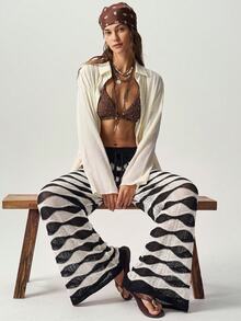 Bohemela Pantalones de suéter de punto vintage con diseño de bloques de color y patrón de ondas de agua calado - Blanco y Negro - Ver 6