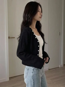 Livesso 女款黑色圓領鈕扣麻花針織長袖修身羅紋開襟衫，秋冬款 - 黑色 - 查看 4