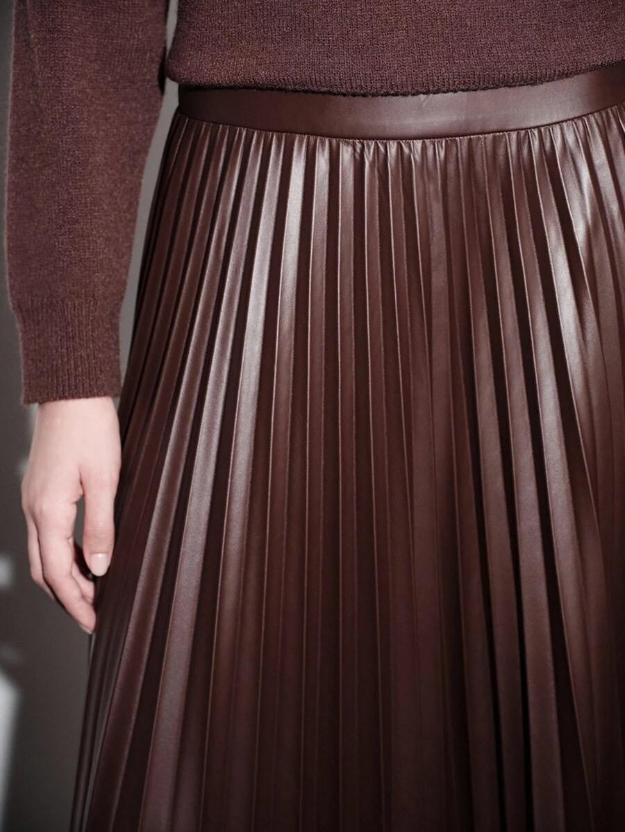 Anewsta Women's Romantic Elegant Textured Pleated PU Skirt, Suitable For Holiday, Daily Wear, Party, Date, Commute And Other Occasions - Coffee Brown - View 1