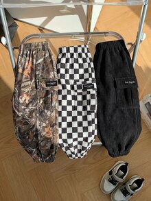 SHEIN 男嬰時尚百搭牛仔口袋捲褲腳長褲 3件套 - 彩色 - 查看 3