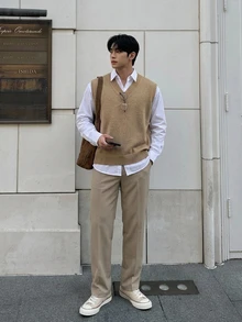 DAZY Men's Solid Color V-Neck Casual Versatile Knit Vest - Camel - View 6