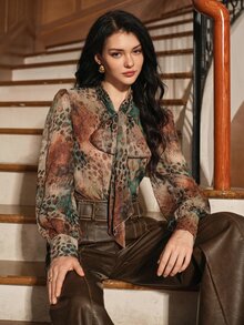 Anewsta بلوزة نسائية أنيقة بأكمام طويلة وطبعة نمر شبه شفافة - أخضر - مشاهدة 1