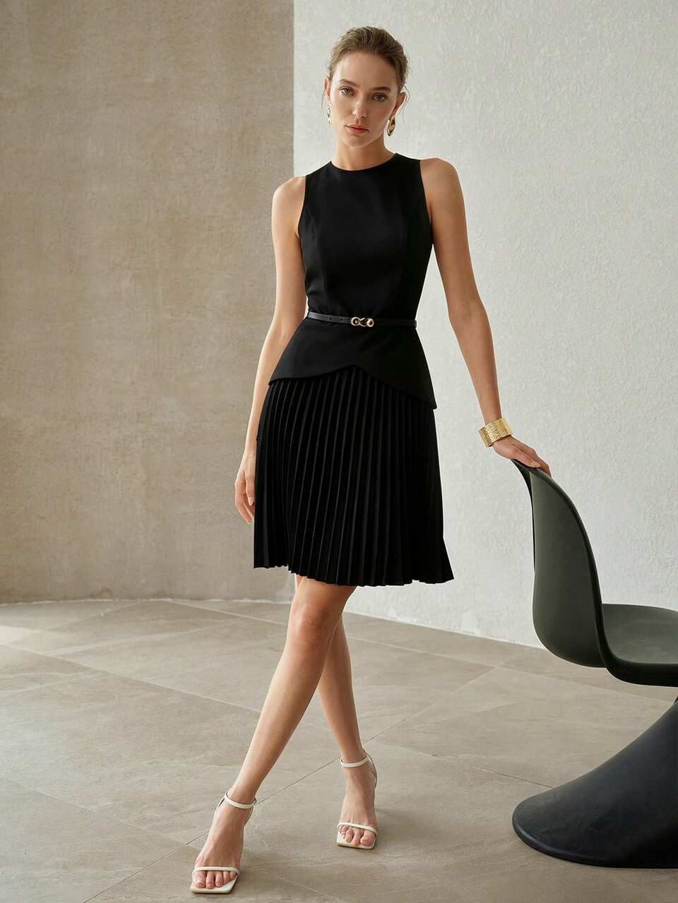 MOTF FASHIONABLE ELEGANT PLEATED SHORT DRESS FOR WOMEN