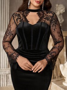 Aureia Plus Size Lace Boning Sexy Formal Evening Gown Dress (Intricate Design) - Black - View 5
