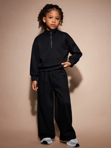 SHEIN 女童與幼童 2 件式運動服套裝，黑色感溫布料製成，包含半拉鍊立領運動上衣與寬鬆運動長褲，柔軟舒適，適合女童休閒運動風，適用日常穿著與戶外活動 - 黑色 - 查看 4