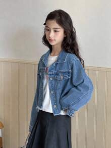 SHEIN TWEEN GIRLS 女童牛仔夾克，水洗磨損毛邊設計，時尚街頭風牛仔外套，淺色水洗短版夾克，百搭新風格 - 中等水洗藍 - 查看 4