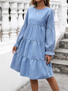 EMERY ROSE Gaun Denim Kasual Minimalis Berkerah Bulat Lengan Panjang dengan Hiasan Ruffle untuk Wanita Ukuran Plus - Medium Wash - View 4