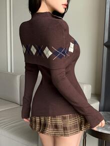 DAZY Women's Solid Color Single-Breasted Long Sleeve Knit Cardigan And Jacquard Cropped Top 2 Pieces Set - Brown - View 4