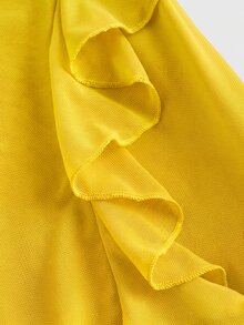 SHEIN MOD 秋季純色寬鬆細肩帶抓皺荷葉邊下擺吊帶中長洋裝，不對稱下擺紅色多層荷葉邊，西式風格 - 黃色 - 查看 4
